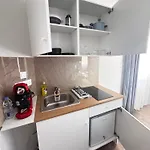 Modern 7 Private Kitchenette And Bathroom * Limasol