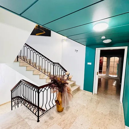 Modern 7 Private Kitchenette And Bathroom Limassol