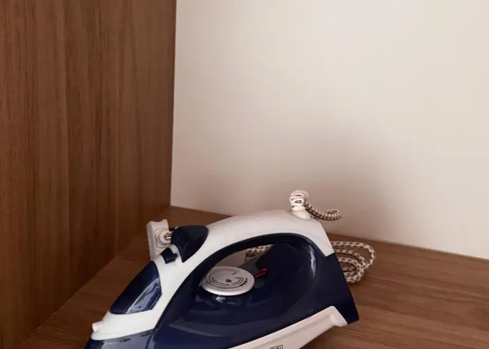 Lägenhet Modern 7 Private Kitchenette And Bathroom Limassol